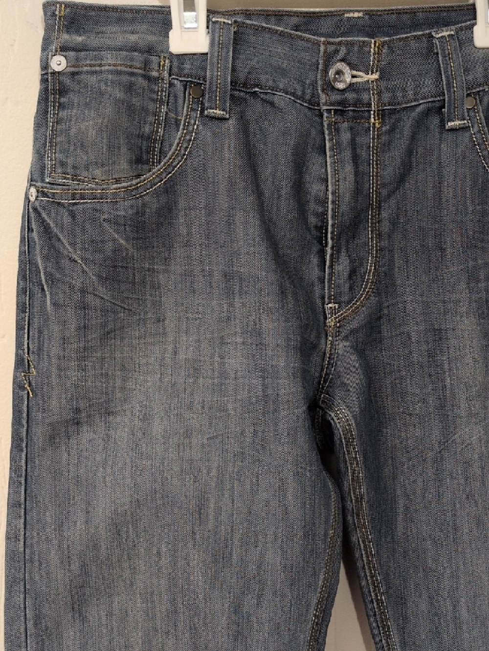 Levi's 514 Slim Straight Jeans in Faded Blue - Picture 4 of 15